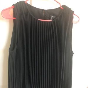 Jcrew M pleated black tank
